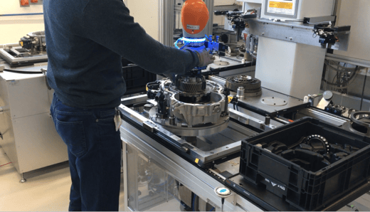 Careful installation of gears in housing